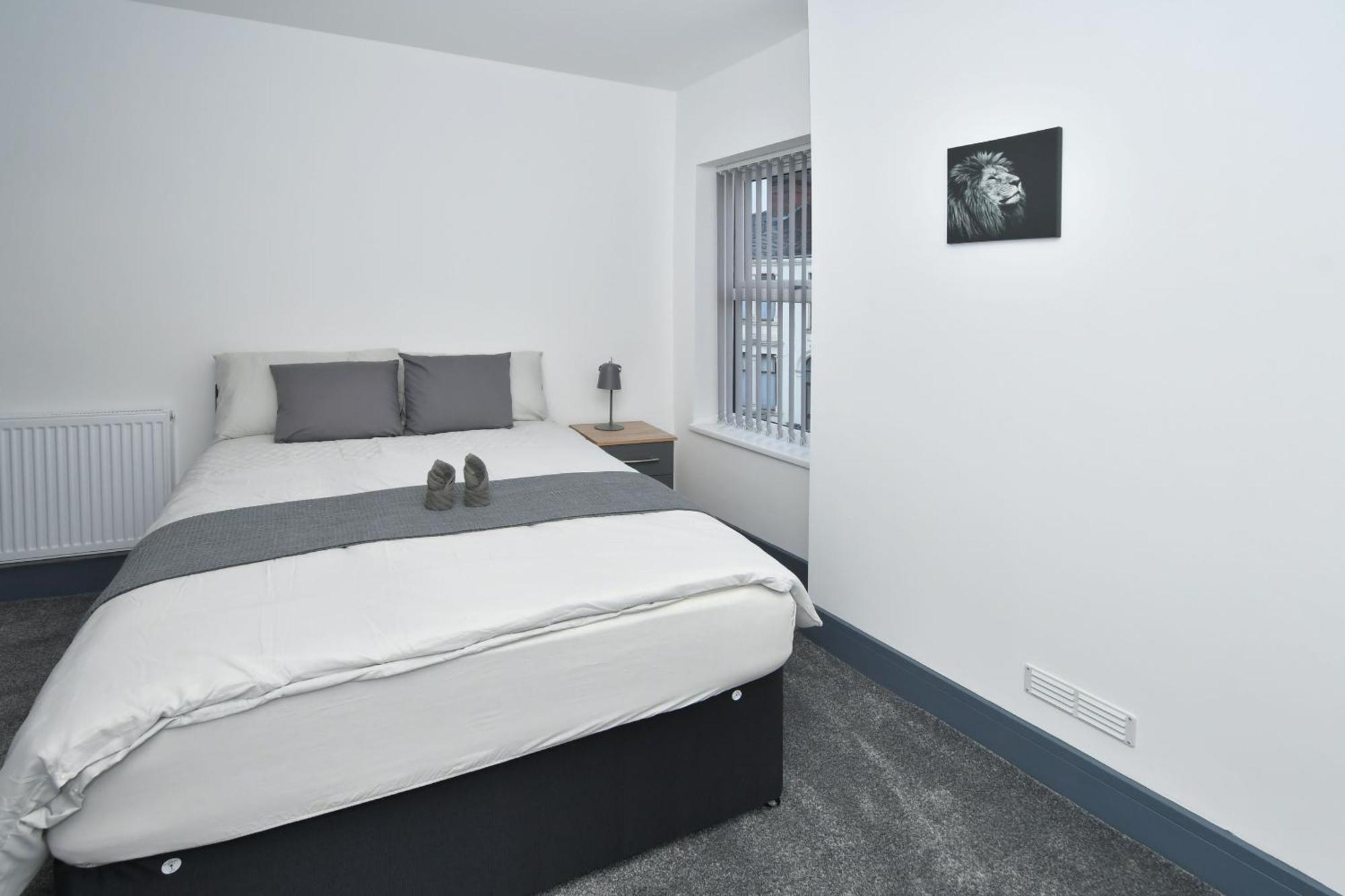 Townhouse @ 24 Brunswick Place Stoke Etruria Exteriör bild