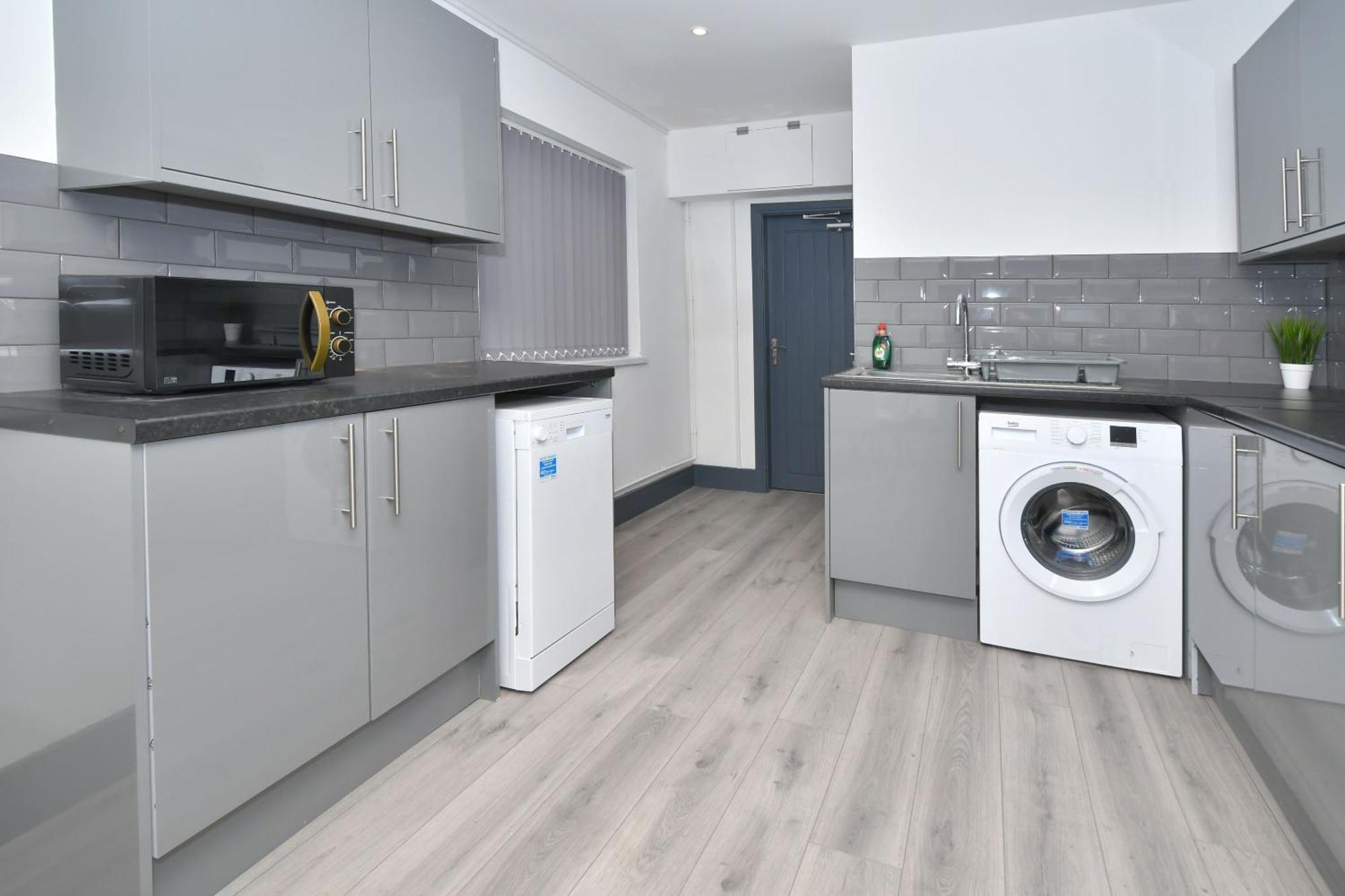 Townhouse @ 24 Brunswick Place Stoke Etruria Exteriör bild
