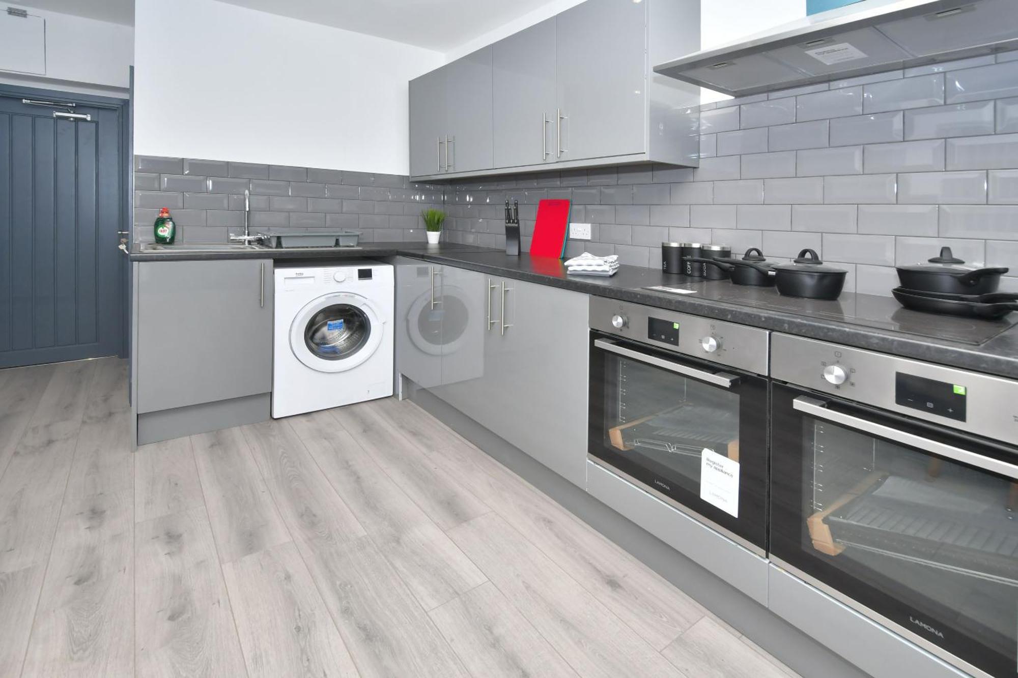 Townhouse @ 24 Brunswick Place Stoke Etruria Exteriör bild