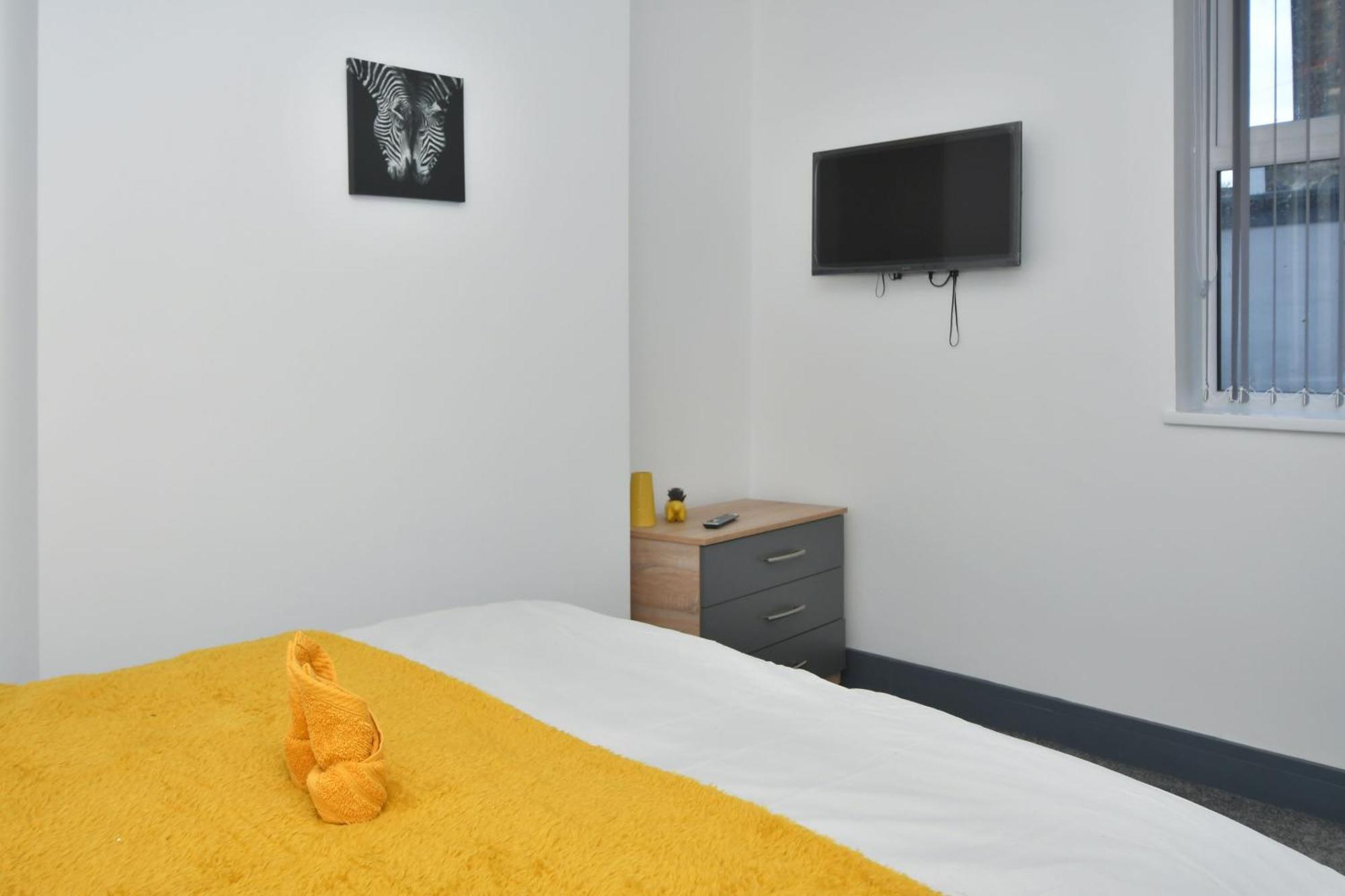 Townhouse @ 24 Brunswick Place Stoke Etruria Exteriör bild