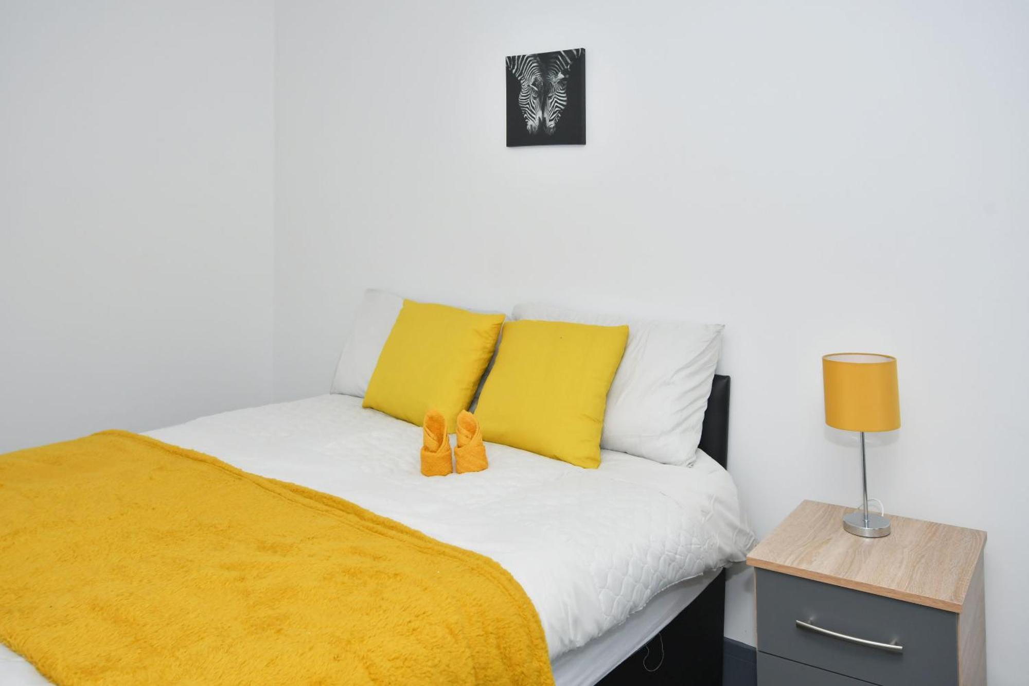 Townhouse @ 24 Brunswick Place Stoke Etruria Exteriör bild