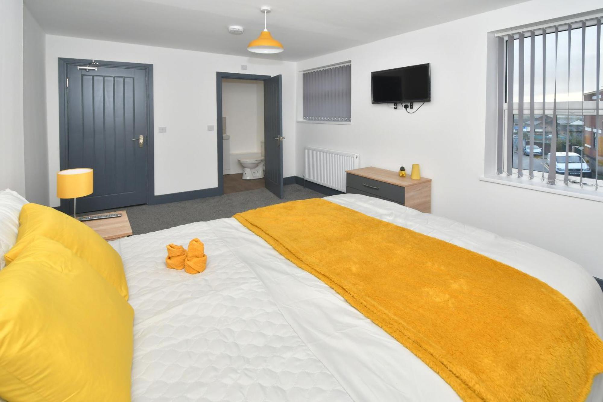 Townhouse @ 24 Brunswick Place Stoke Etruria Exteriör bild