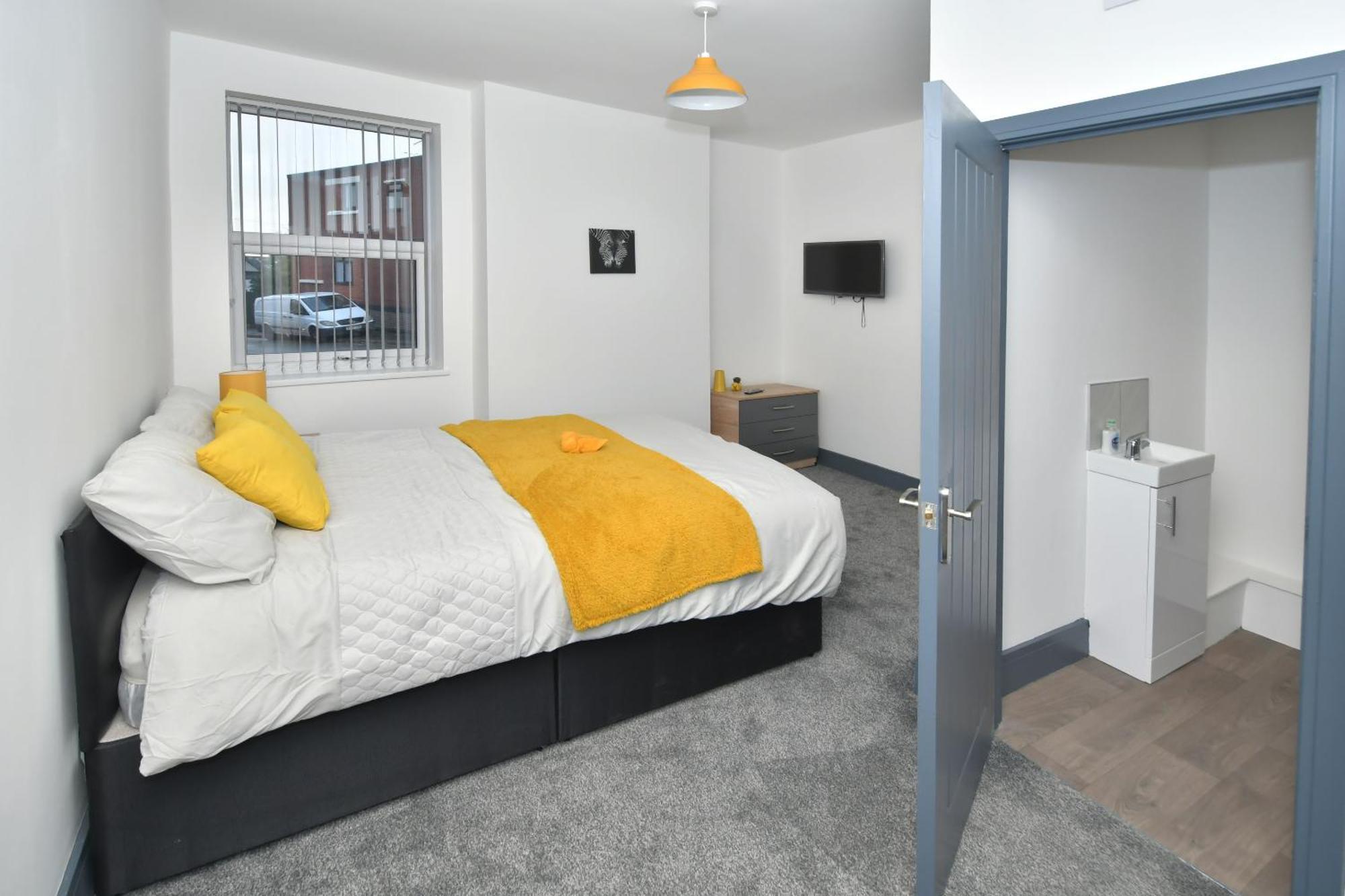Townhouse @ 24 Brunswick Place Stoke Etruria Exteriör bild